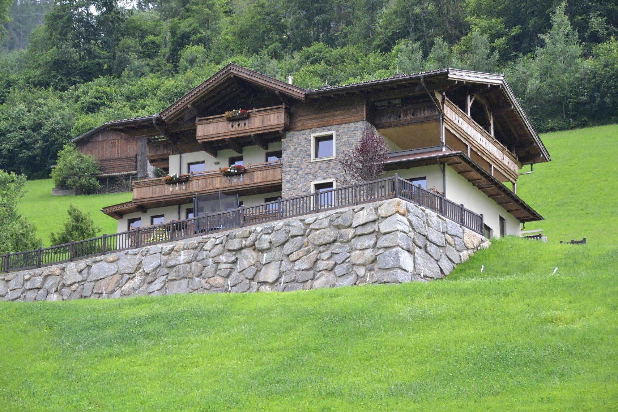 Chalets & Apartments Wachterhof Kaltenbach Kültér fotó